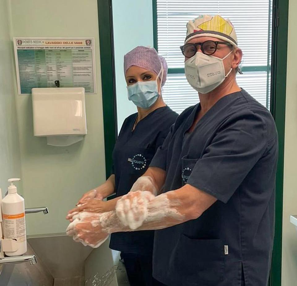 Beneficios del minilifting frente a técnicas tradicionales